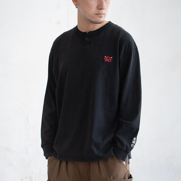 (EX612) Embroidery Henley Neck Long Sleeve Tee