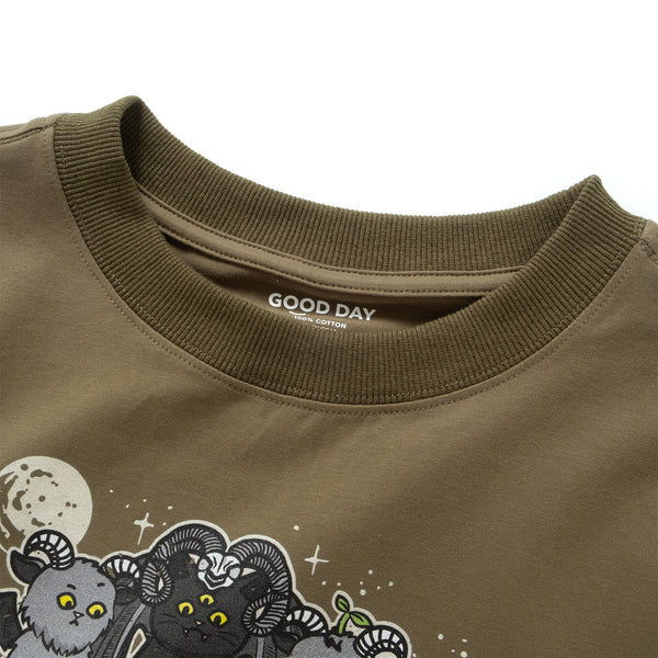 (ZT1780) Summoning Graphic Cropped Tee