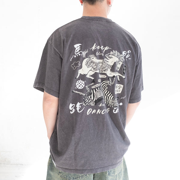 (EX679) Keep Going Graphic Tee