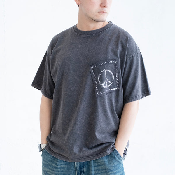 (ZT1808) Loud in Silence Pocket Tee