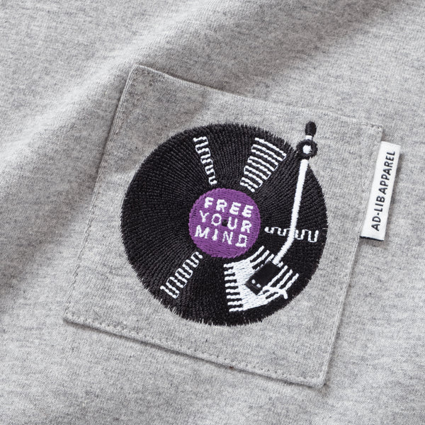 (ZT1810) Vinyl Record Embroidery Tee