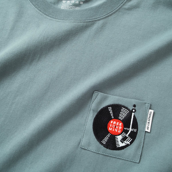 (ZT1810) Vinyl Record Embroidery Tee