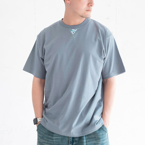 (ZT1815) Triangle Color Pixel Embroidery Tee