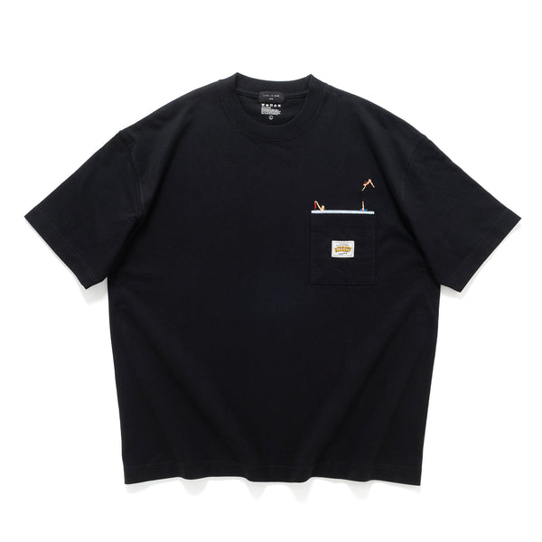 (ZT1840) Diving Woman 繡花口袋 Tee