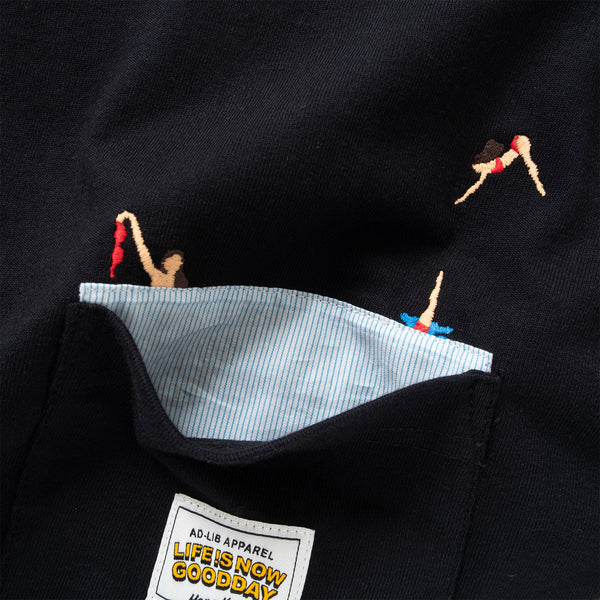 (ZT1840) Diving Woman 繡花口袋 Tee