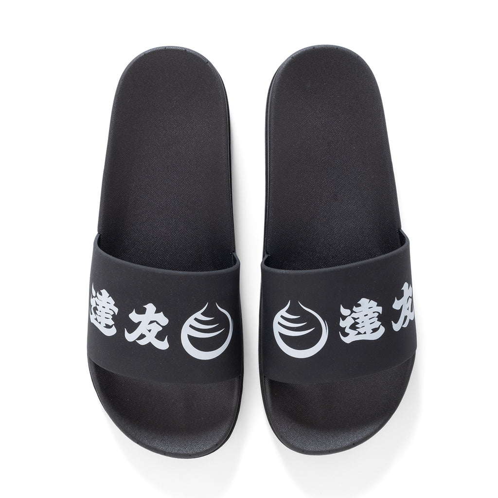 (EX561) Graphic Slippers