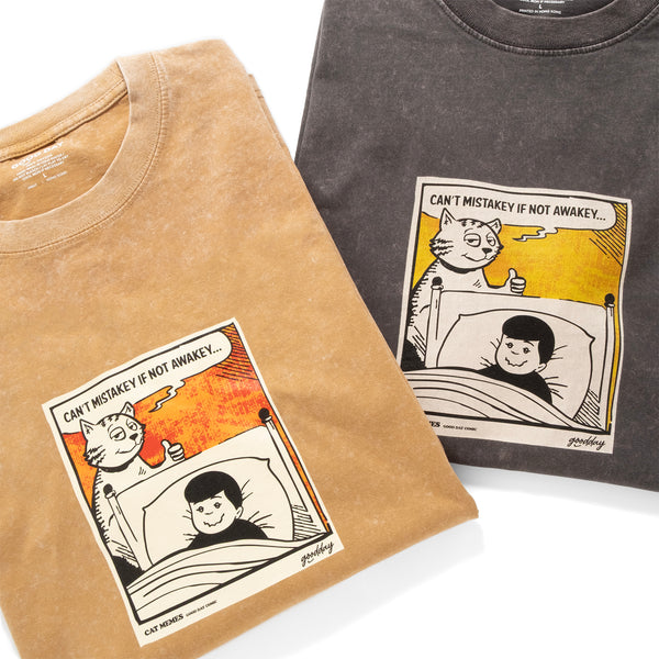 (ZT1651) Can't Mistakey Memes Graphic Tee