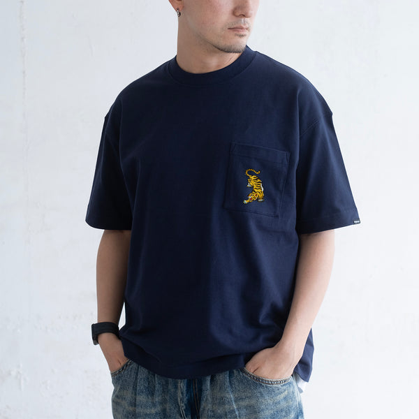 (ZT1681) Tiger Embroidery Pocket Tee