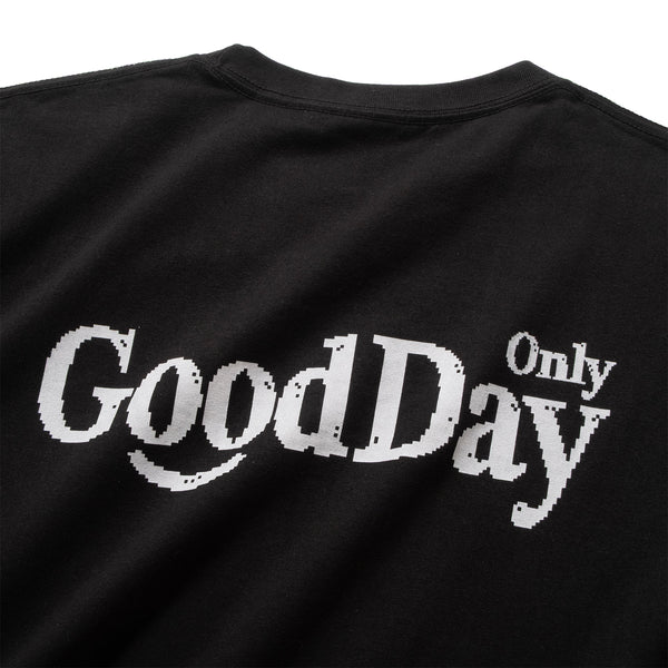 (ZT1745) Pixel GOOD DAY Message Tee (Online Exclusive)