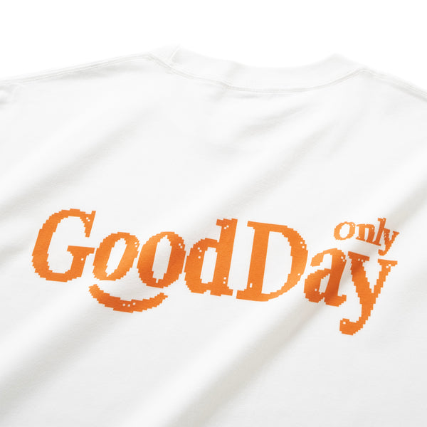 (ZT1745) Pixel GOOD DAY Message Tee (Online Exclusive)