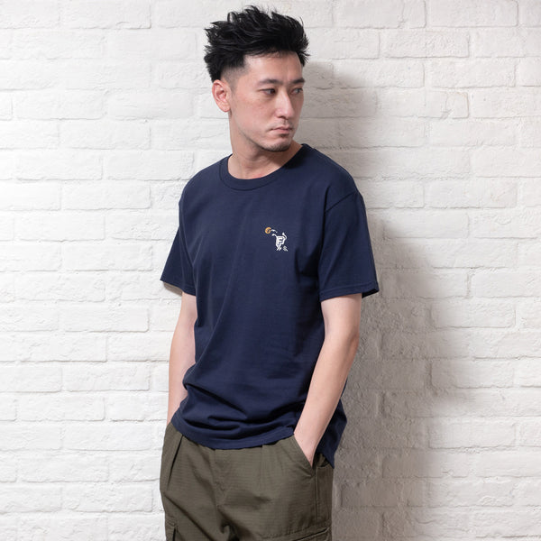 (EMT064) Make Your Own Shoot Graphic Patch Tee