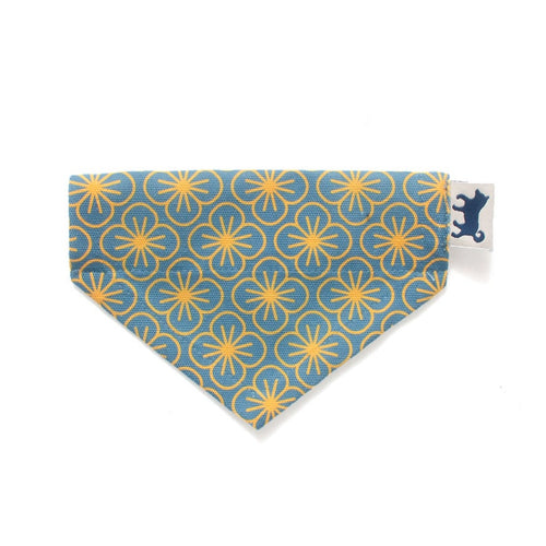 (YA449) Flowers Pattern Pet Bandana