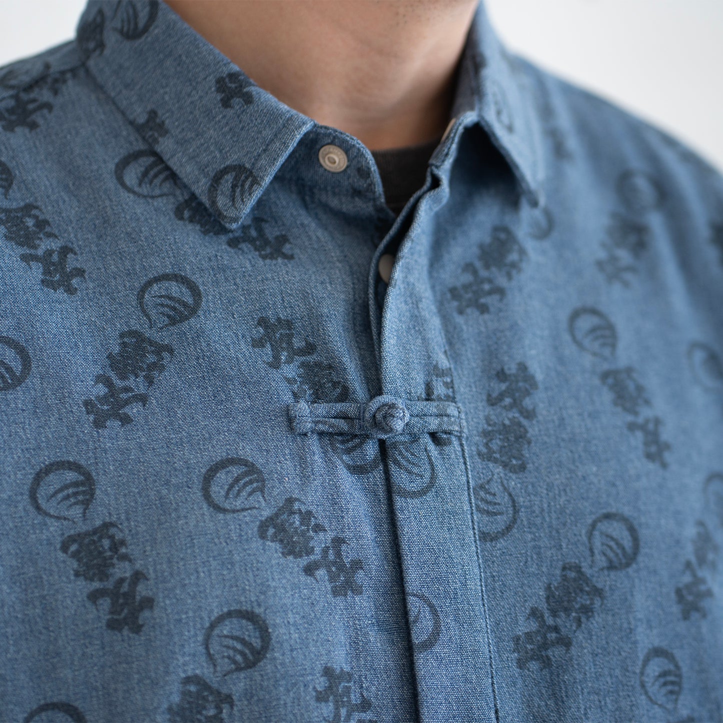 (EX571) Allover Print Denim Shirt