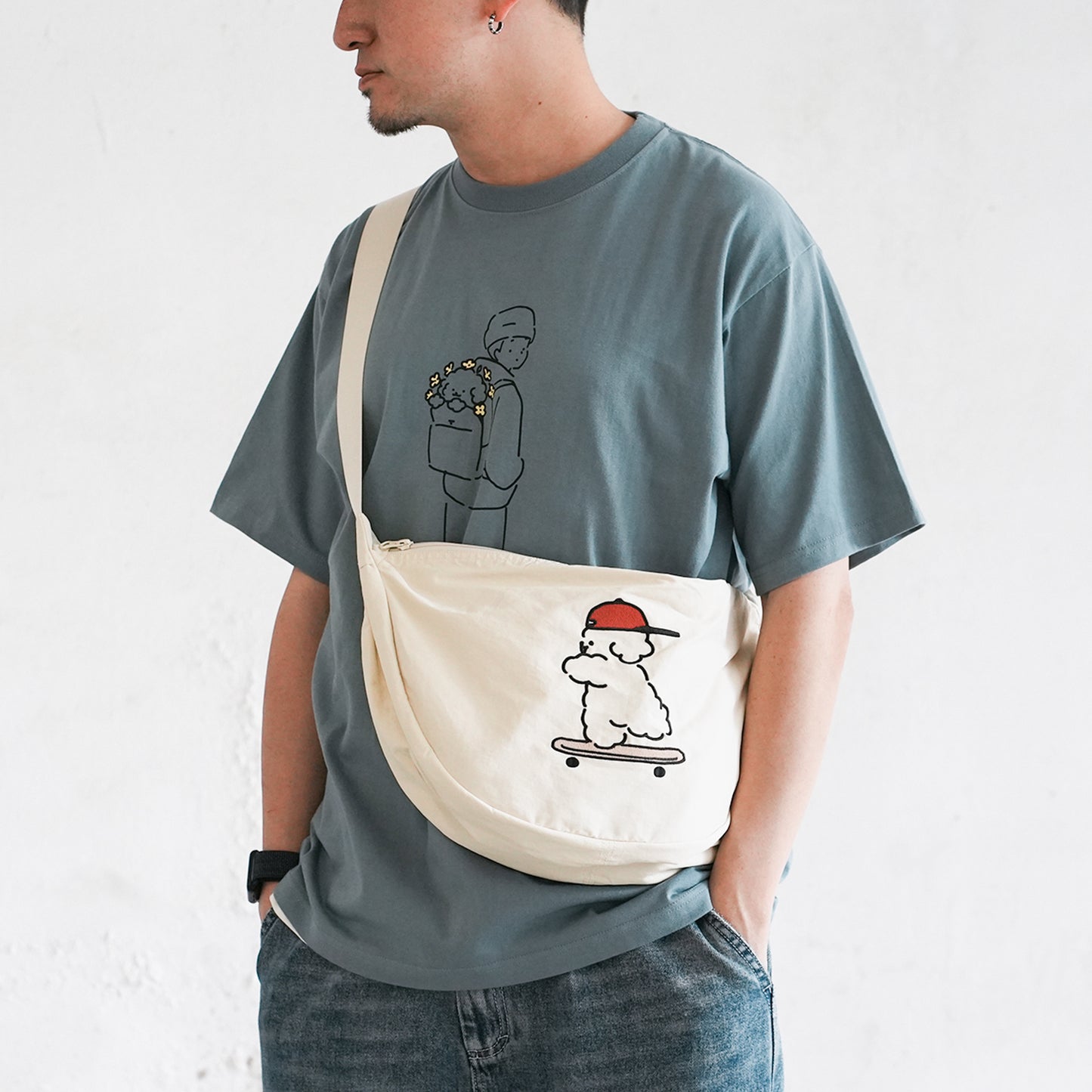 (EX599) Graphic Shoulder Bag