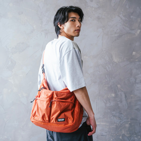 (YB488A) Commuter Shoulder Bag