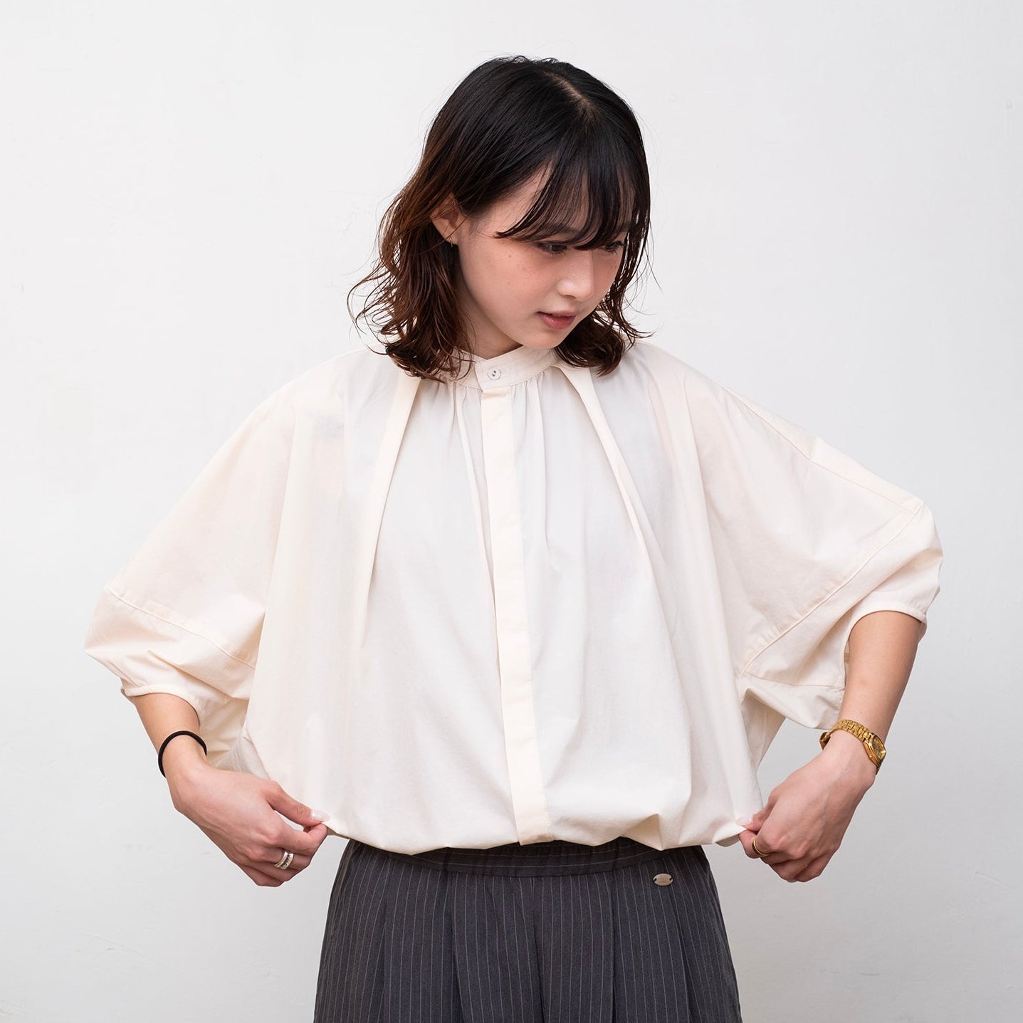 (ST552) Cool Touch Puff Sleeves Blouse