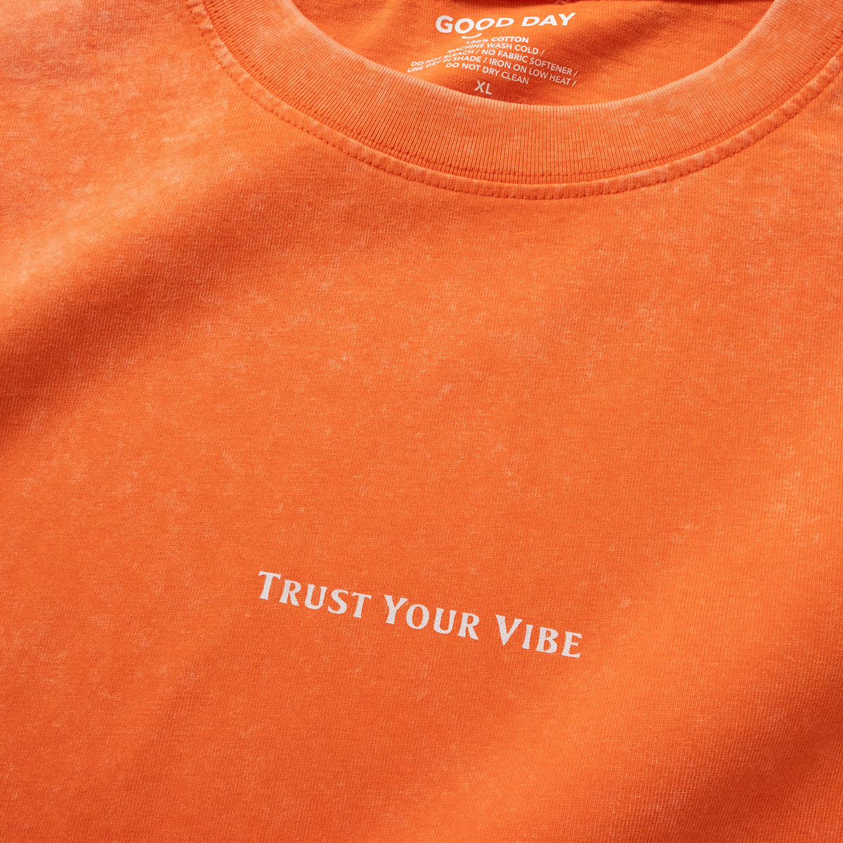 (ZT1975) Catarot V2.3 The Moon Graphic Tee