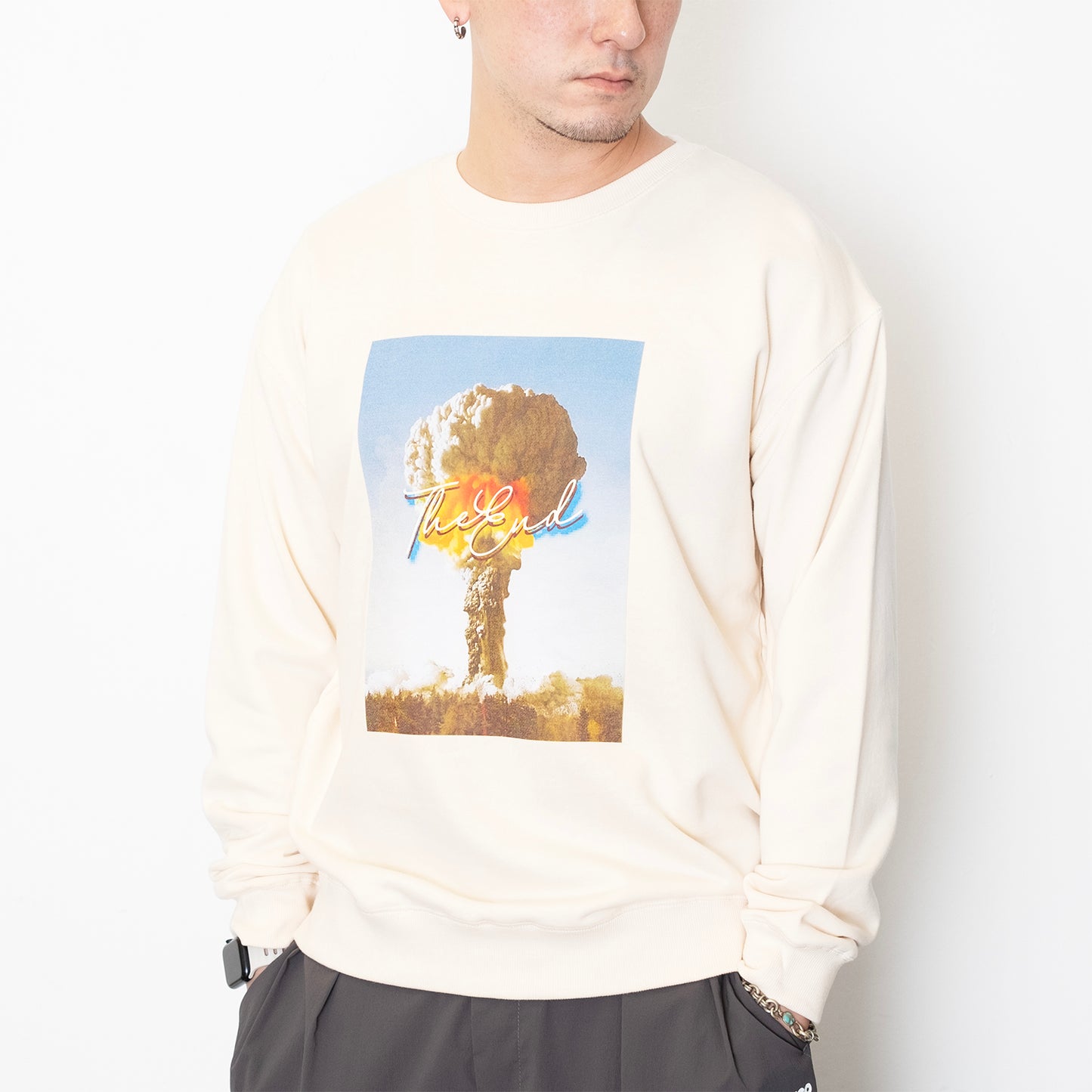 (YW563) The End Photoprint Sweater