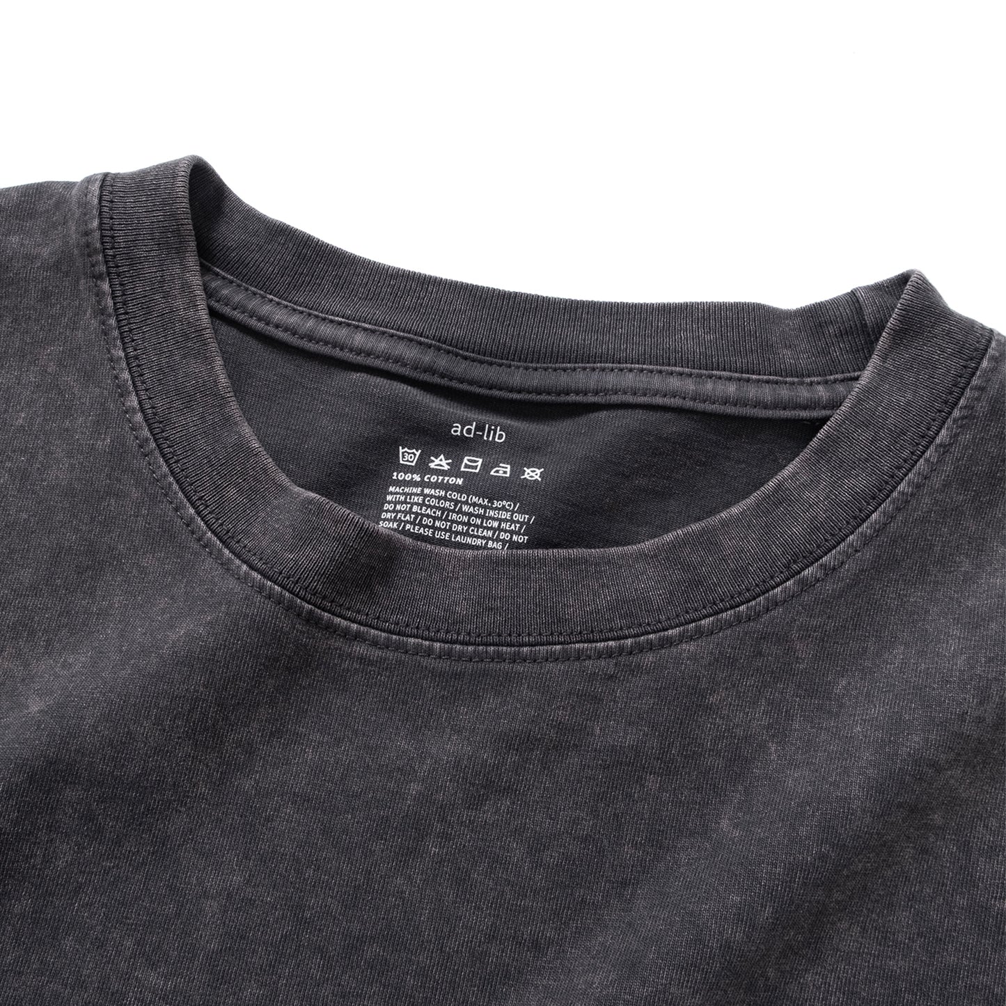 (ZT1808) Loud in Silence 口袋 Tee