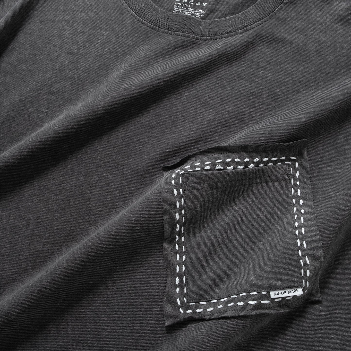 (ZT1829) Loud in Silence 圖案 Tee
