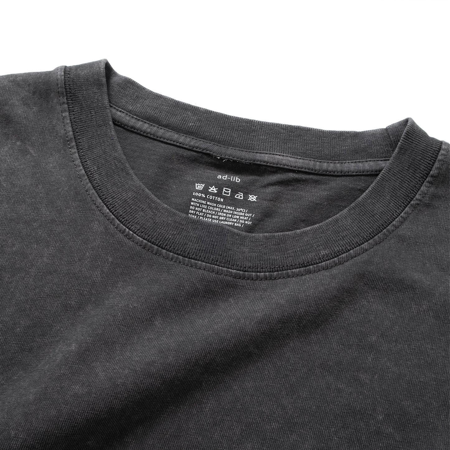 (ZT1829) Loud in Silence 圖案 Tee