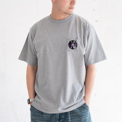 (ZT1810) 黑膠唱片繡花 Tee