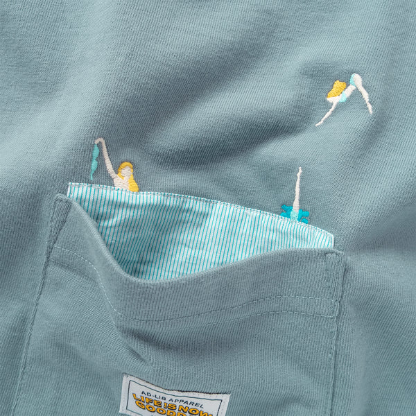 (ZT1840) Diving Woman 繡花口袋 Tee