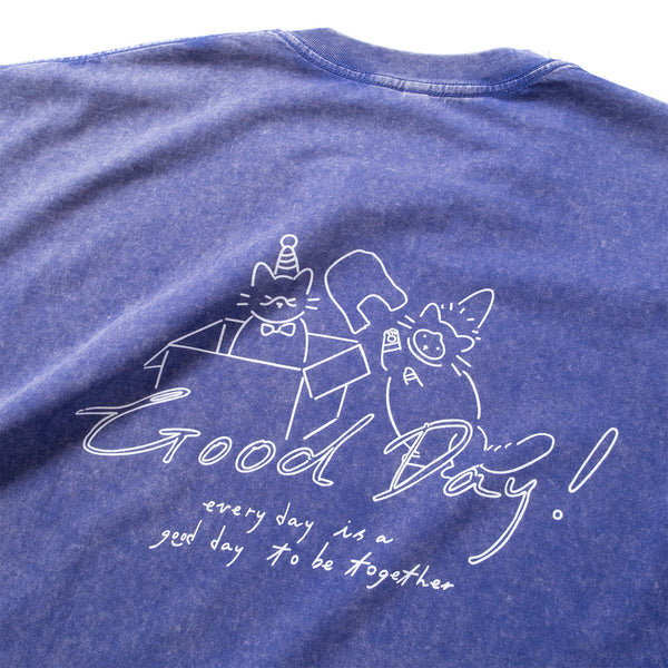 (EX700) Cheerful Cats Embroidery Graphic Tee