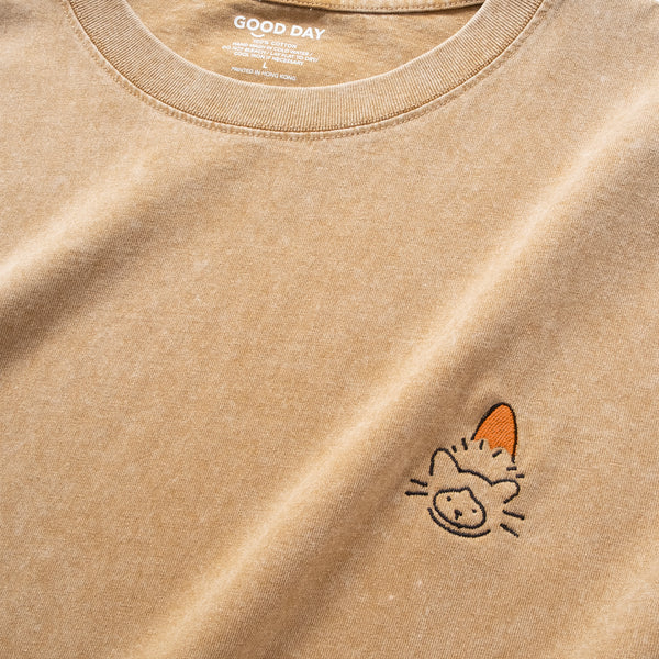 (EX700) Cheerful Cats Embroidery Graphic Tee