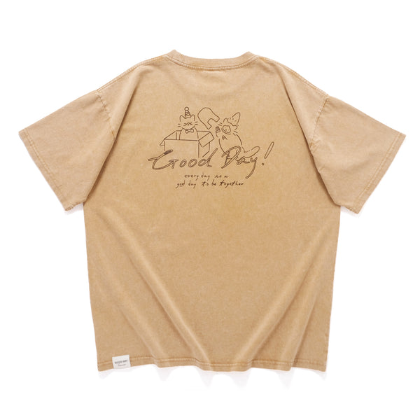 (EX700) Cheerful Cats Embroidery Graphic Tee