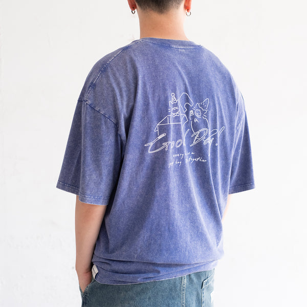 (EX700) Cheerful Cats Embroidery Graphic Tee