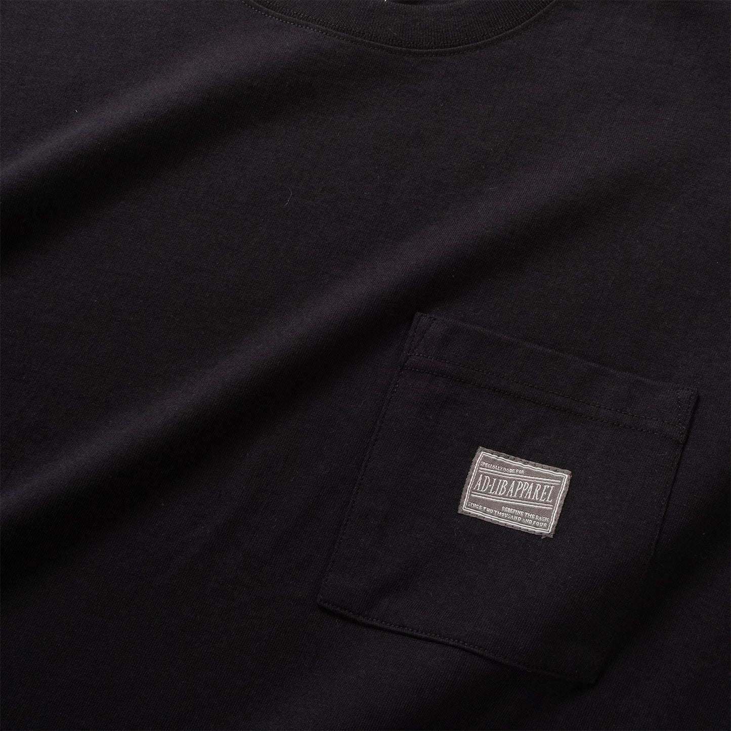 (ZT1864) Patch Sleeve Panel Pocket Tee