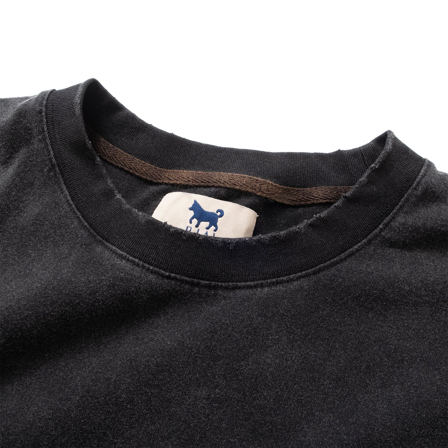 (TP1845) PJai Kurt Embroidery Tee