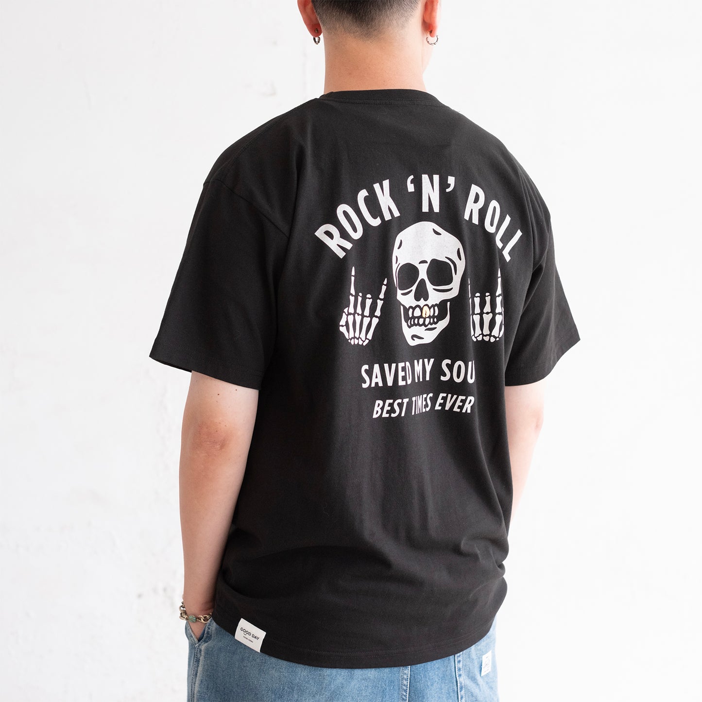 (ZT1908) Gold Teeth Rock 'N' Roll Graphic Tee