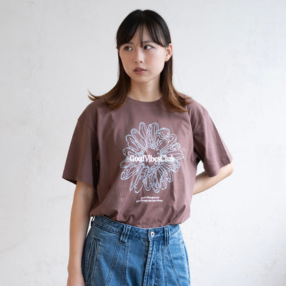 (ZT1911) Good Vibes Club Graphic Tee