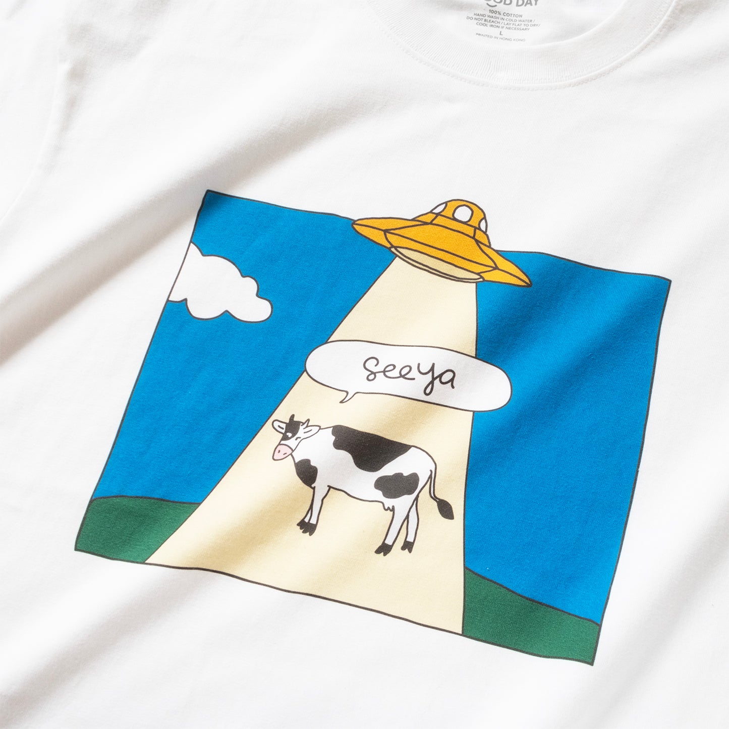 (ZT1917) UFO Animals Graphic Tee