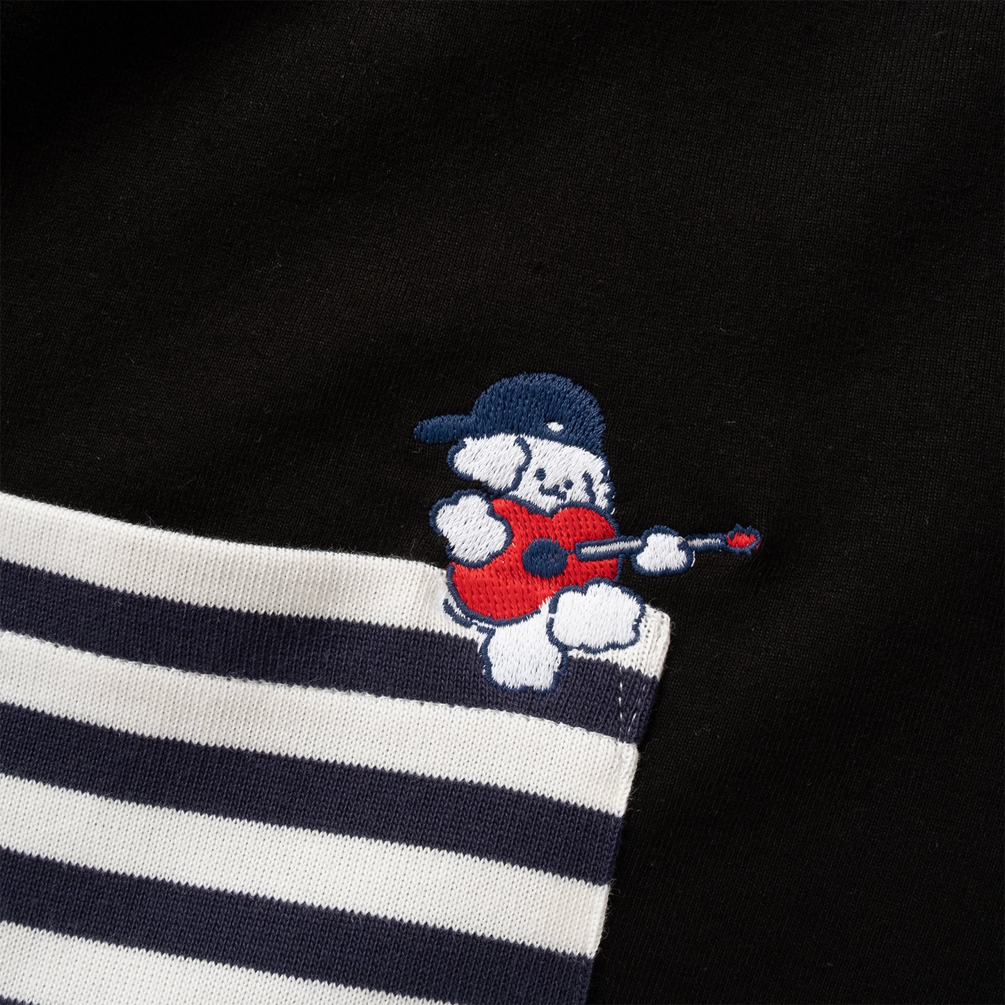 (EX592) Band Embroidery Pocket Tee