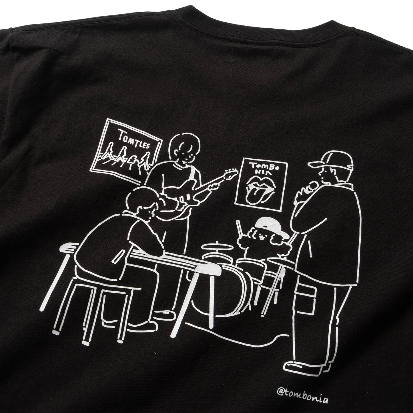 (EX592) Band Embroidery Pocket Tee