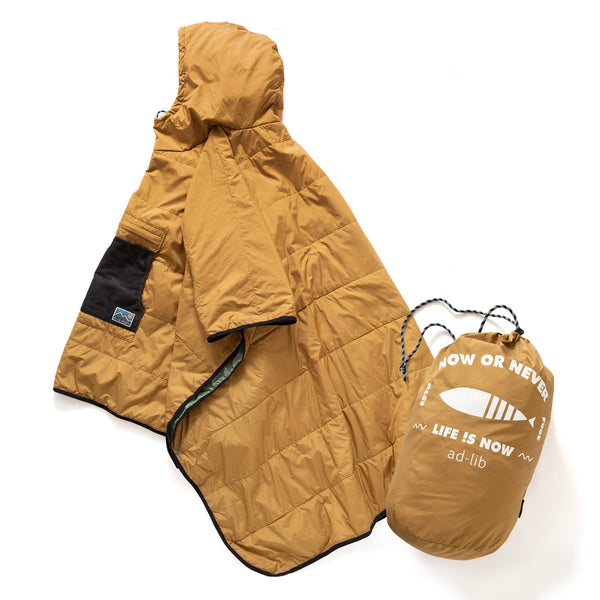 (YA482) Packable Camping Quilted Cape