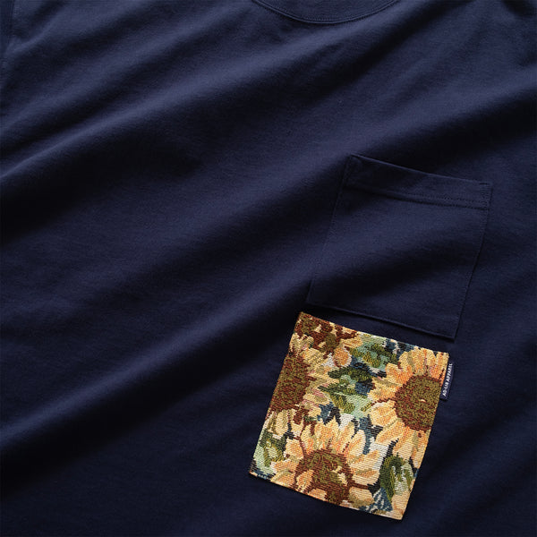 (ZT1382) Sunflower Embroidery Two Pockets Tee