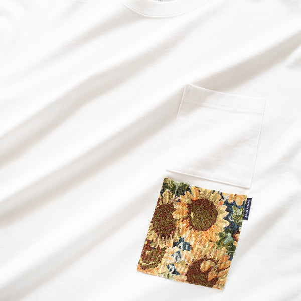 (ZT1382) Sunflower Embroidery Two Pockets Tee