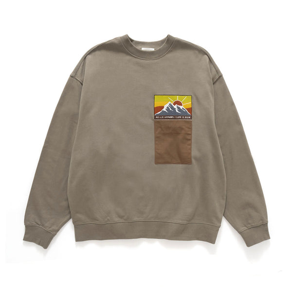 (ZW435) Landscape Embroidery Pocket Sweater