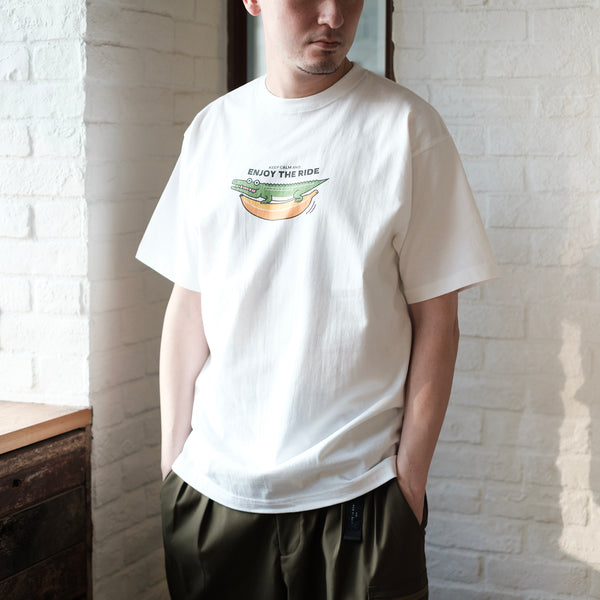 (ZT1068) Enjoy the Ride Banana Graphic Tee