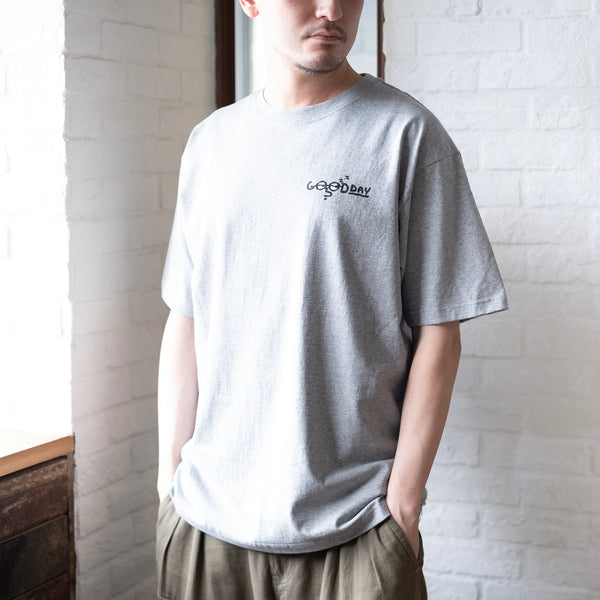 (ZT1083) Sleepy Eyes Graphic Tee