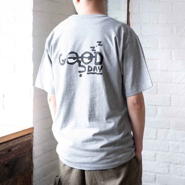 (ZT1083) Sleepy Eyes Graphic Tee