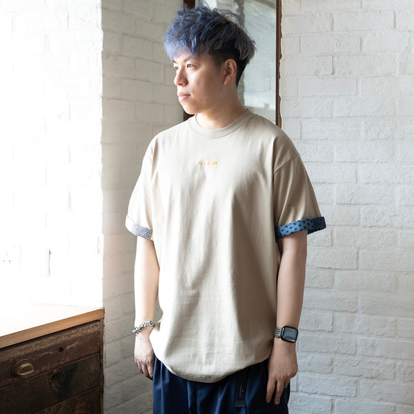 (ZT1093) Embroidery Trimmed Sleeve Tee